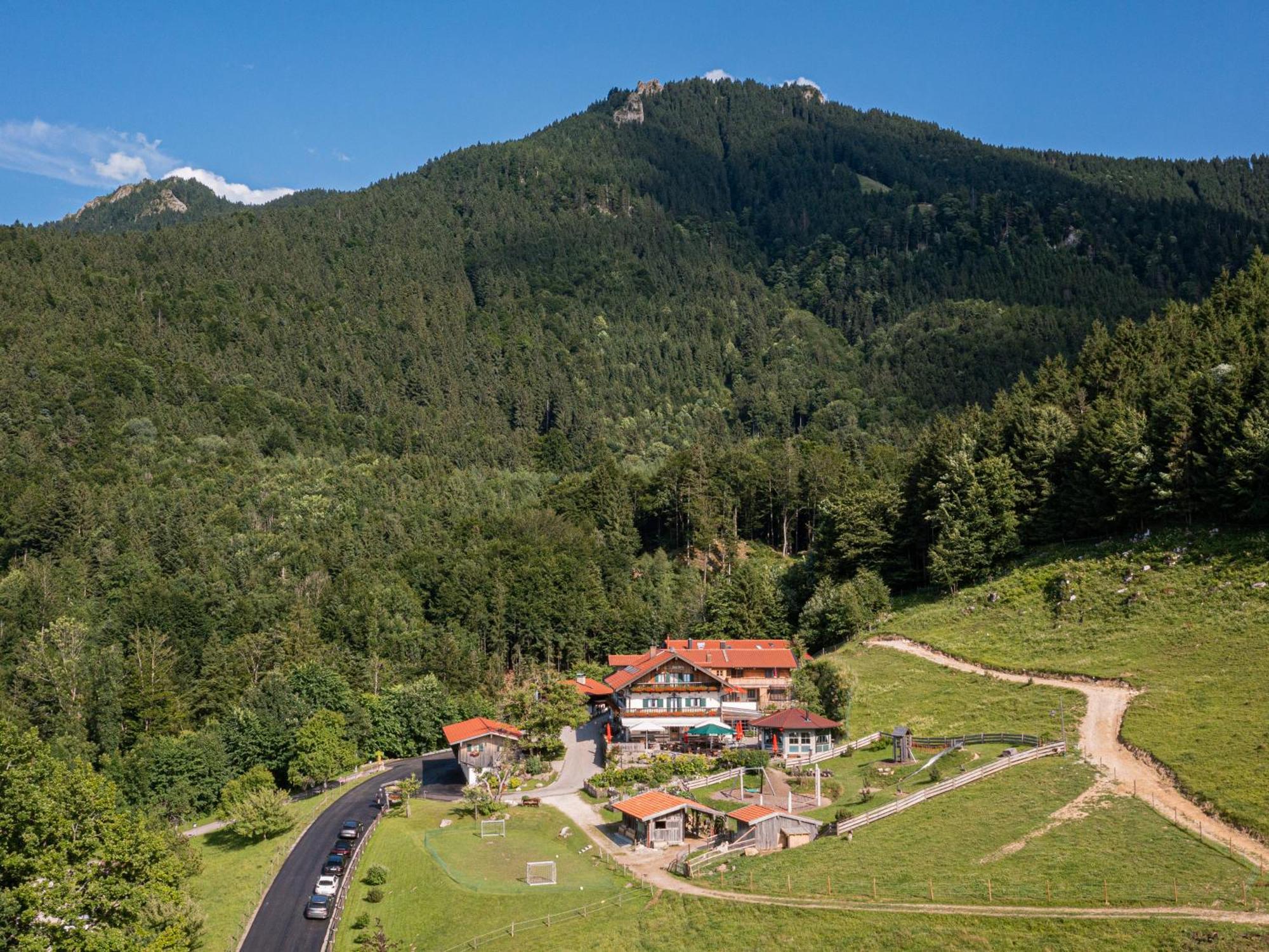 Berggasthof Hotel Duftbraeu I Ruhige Alleinlage I Mitten Im Gruenen Samerberg Bagian luar foto